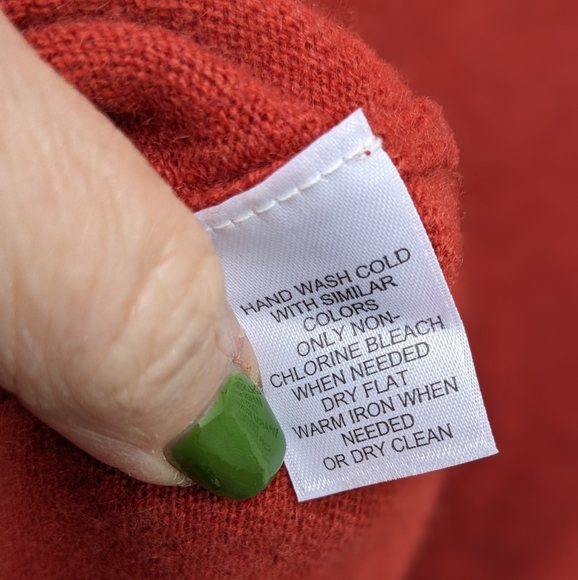 Prive' 100% CASHMERE Deep V Neck Sweater Pumpkin Orange Size Large Soft EUC - Picture 2 of 10